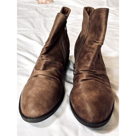 Baretraps‎ Boots - Picture 1 of 5